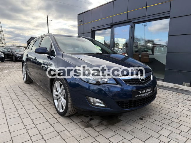 Opel Astra J IV 1.4 T Cosmo S&S 2012