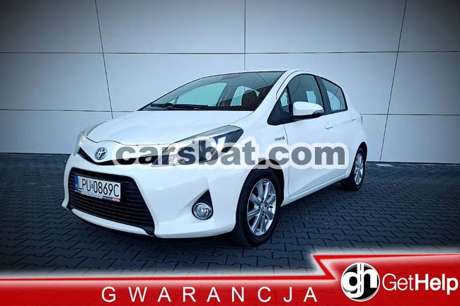 Toyota Yaris III Hybrid 100 Selection 2014