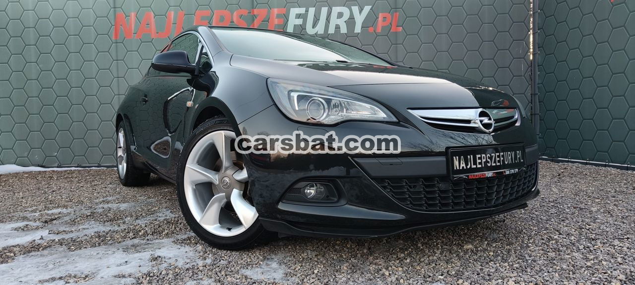 Opel Astra J GTC 1.4 Turbo Innovation 2013