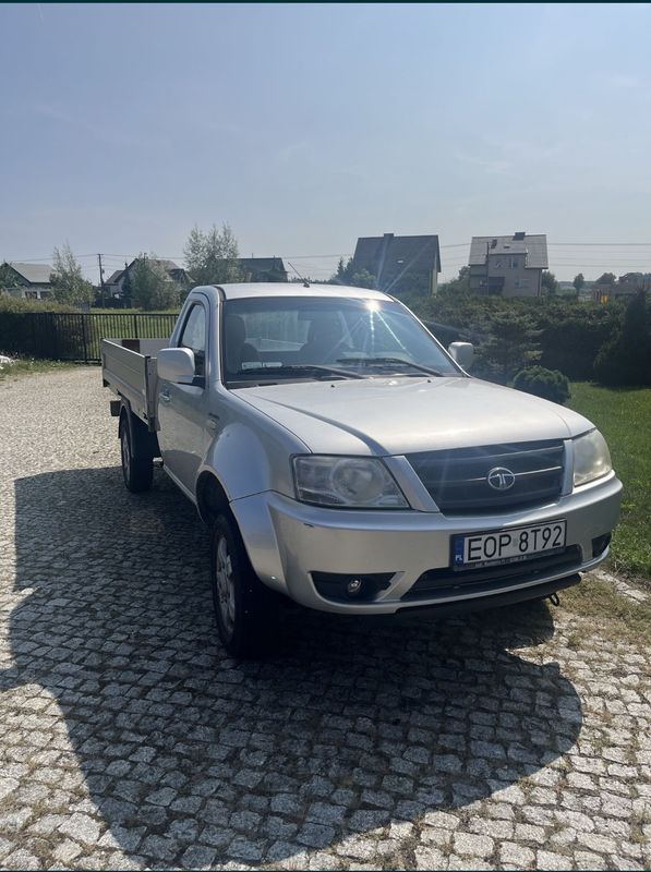Tata Xenon 2010