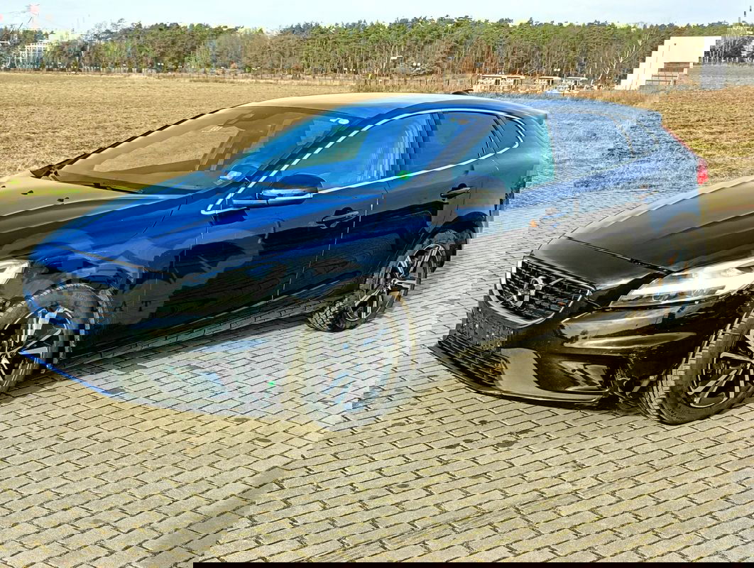 Volvo V40 II 2020
