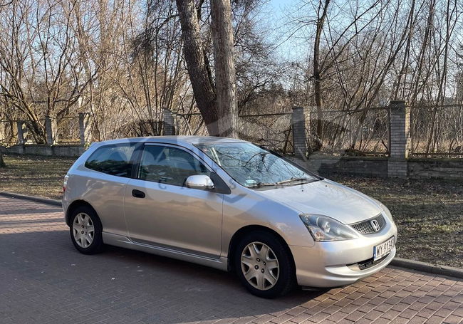 Honda Civic VII 2004
