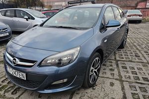 Opel Astra J 1.4 Turbo 2013