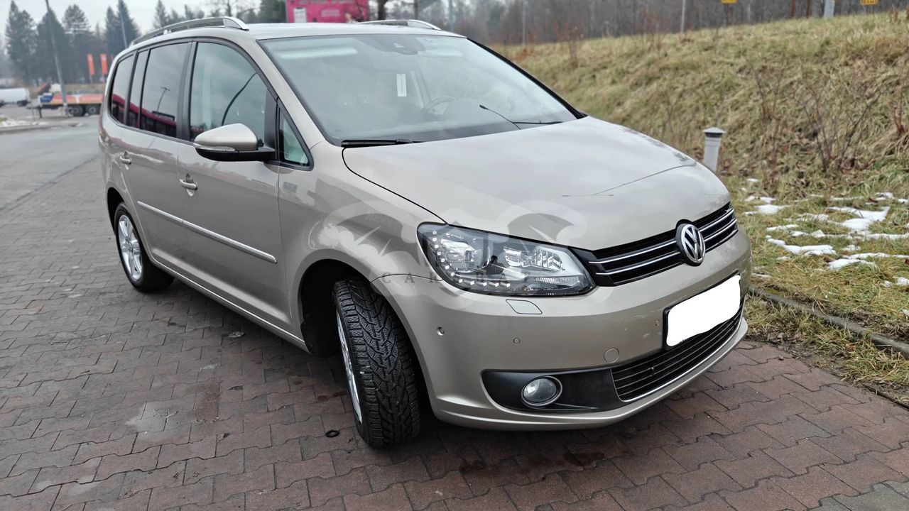 Volkswagen Touran II 2.0 TDI Highline DSG 2013