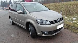 Volkswagen Touran II 2.0 TDI Highline DSG 2013