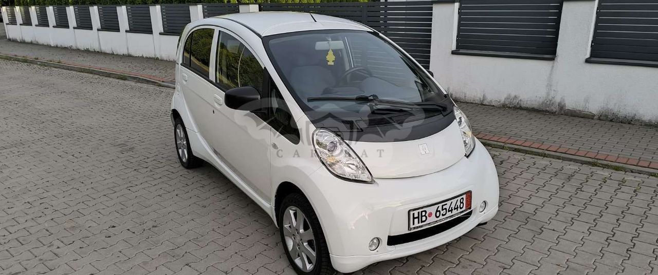 Peugeot iOn 2014