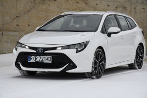 Toyota Corolla Seria E21 1.8 Business Edition 2022