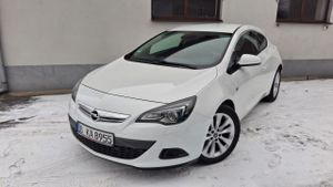 Opel Astra J 2012