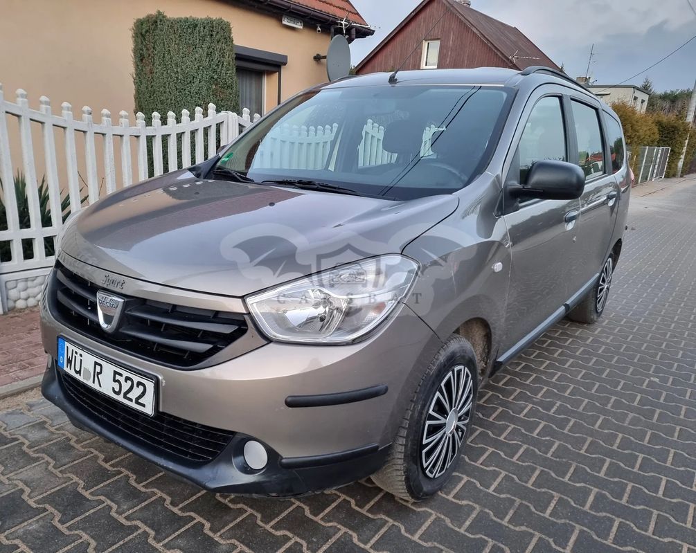 Dacia Lodgy 2013