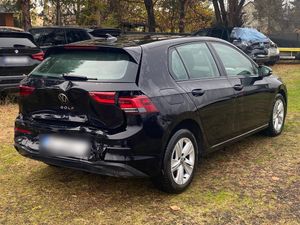 Volkswagen Golf VIII 2021