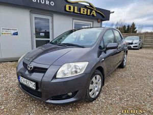 Toyota Auris I 2.0 D-4D Sol 2009