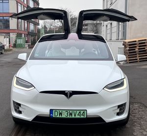 Tesla Model X 2018