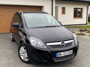 Opel Zafira B 1.8 Design Edition 2010