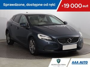 Volvo V40 II 2016
