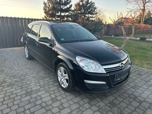 Opel Astra H 1.6 Style 2009