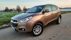 Hyundai ix35 1.7 CRDi 2WD blue Finale Gold 2013