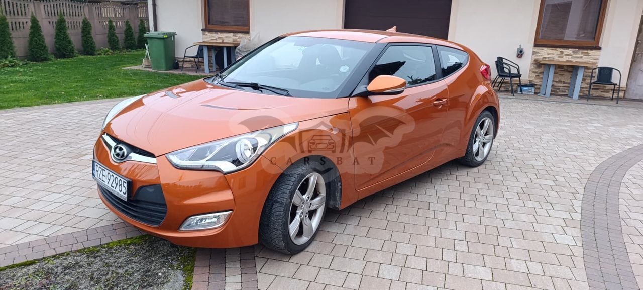 Hyundai Veloster 2011