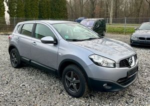 Nissan Qashqai I 2.0 dCi Tekna 2011
