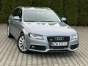 Audi A4 B8 2.0 TDI DPF Attraction 2010