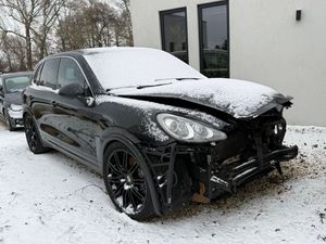 Porsche Cayenne II S Tiptronic S 2011