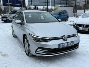 Volkswagen Golf VIII 2021