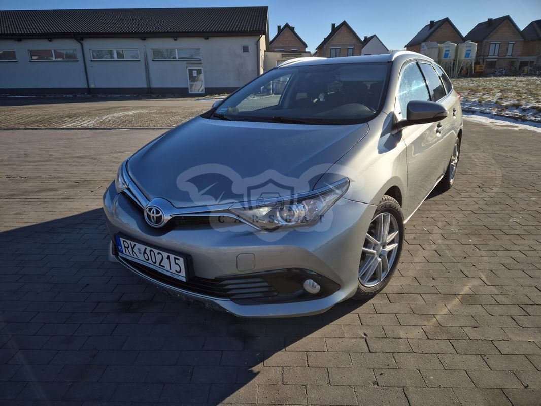 Toyota Auris II 1.6 Premium Comfort 2016