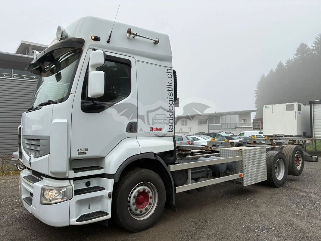 Renault Premium 2012