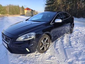Volvo V40 II D2 R-Design Summum 2014