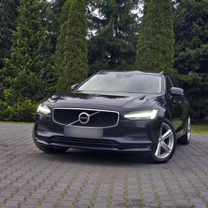 Volvo V90 D3 Momentum Pro 2017