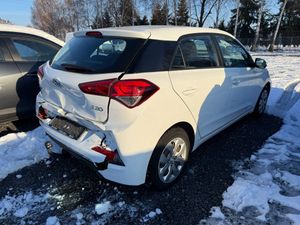 Hyundai i20 II 1.2 Select 2016