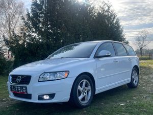 Volvo V50 D2 Kinetic 2012
