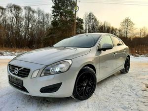 Volvo S60 II 2011