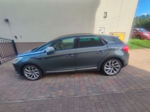 Citroën DS5 Hybrid4 2012
