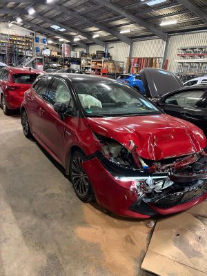 Toyota Corolla Seria E16 2019