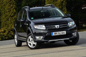 Dacia Sandero II 0.9 TCe Laureate 2015