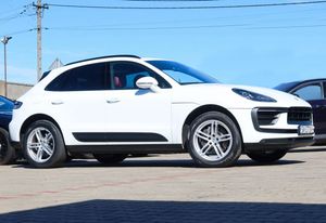 Porsche Macan I 2023