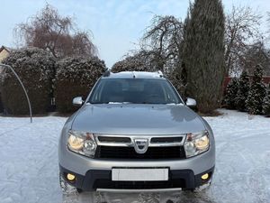 Dacia Duster I 1.6 16V 4x2 Prestige 2012