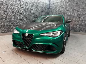 Alfa Romeo Giulia 2.9 Bi Turbo V6 Quadrifoglio 2025