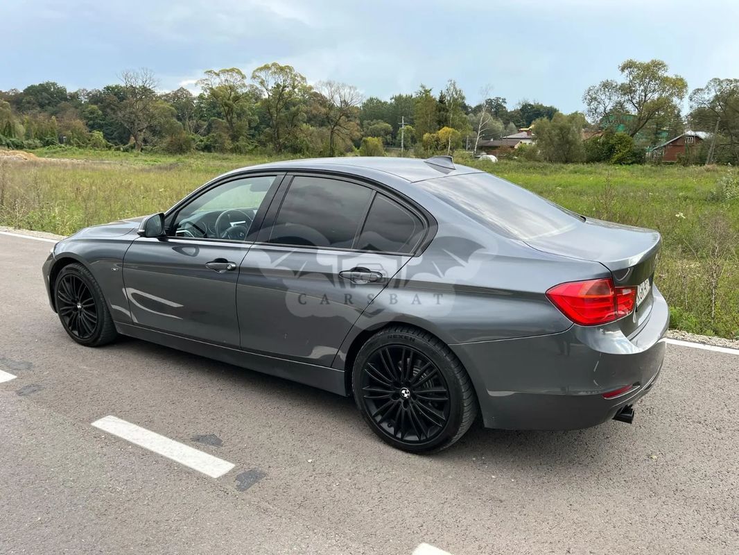 BMW 3 Series F30/F31 318d Sport Line 2012