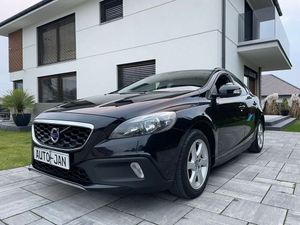 Volvo V40 D2 Summum 2015