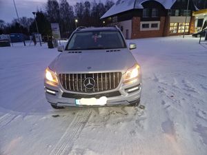 Mercedes-Benz GL X166 350 BlueTEC 4Matic 7G-TRONIC 2013