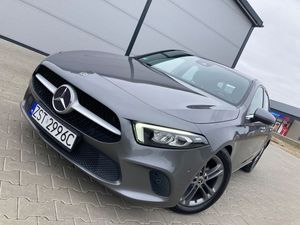 Mercedes-Benz A W177 180 d 7G-DCT 2019