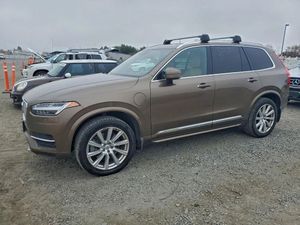 Volvo XC90 II T8 AWD Twin Engine Geartronic Momentum 2016
