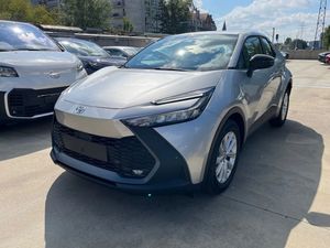 Toyota C-HR 2025