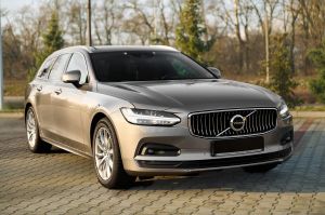 Volvo V90 B4 B Geartronic Momentum Pro 2021