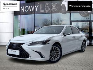 Lexus ES 300h Omotenashi 2022