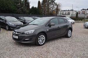 Opel Astra J 1.4 Turbo 2012