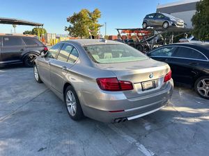 BMW 5 Series F10/F11 530i Sport-Aut Edition Exclusive 2011