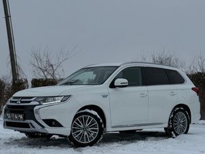 Mitsubishi Outlander III 2.4 4WD Spirit 2019