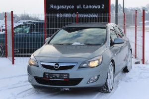 Opel Astra J 1.6 NAVI 2010